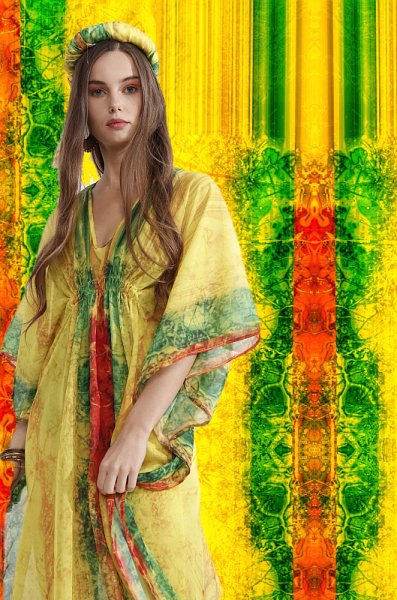 Antik Desenli  Altın sarısı ,  Zümrüt yeşil kuşaklı Şifon  Kimono Plaj  Elbisesi