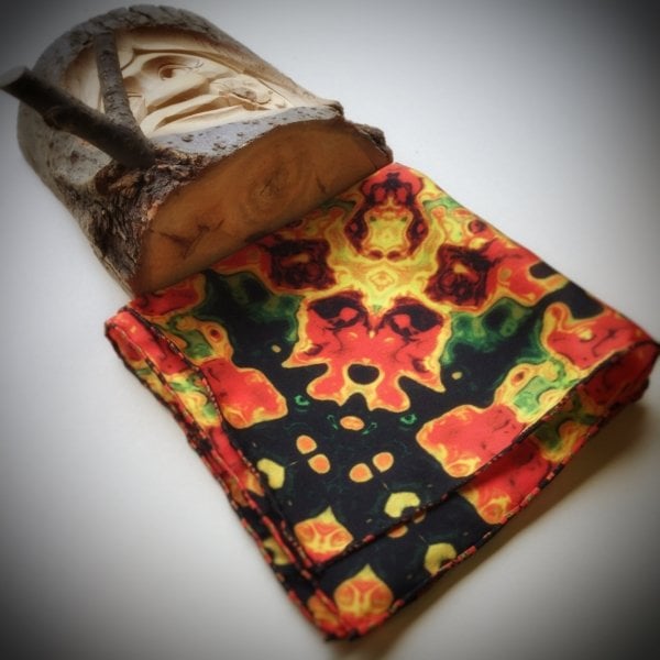 Doğanın Formülleriyle Tasarlanmış Şık Lüks İpek Cep Mendili